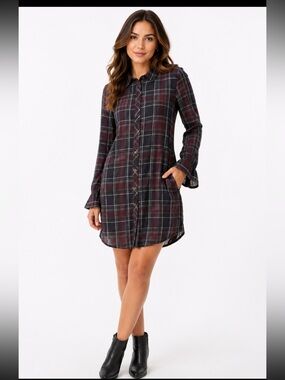 Forever 21 Burgundy and Black Plaid Long Sleeve Shirt Dress